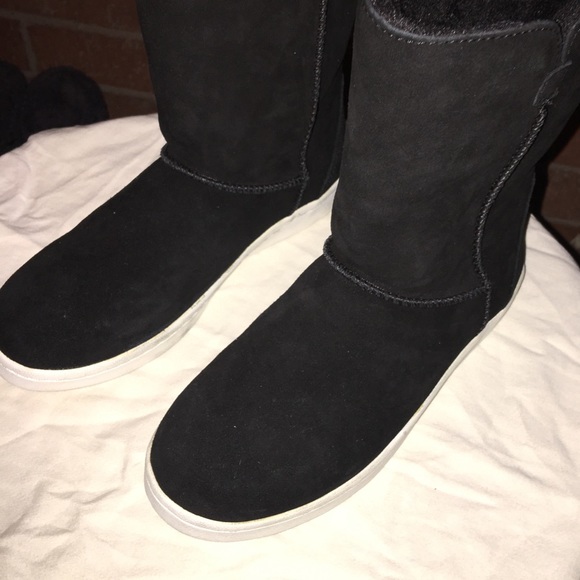 BearPaw women size 8 NWT taller boots calf height - Picture 3 of 8